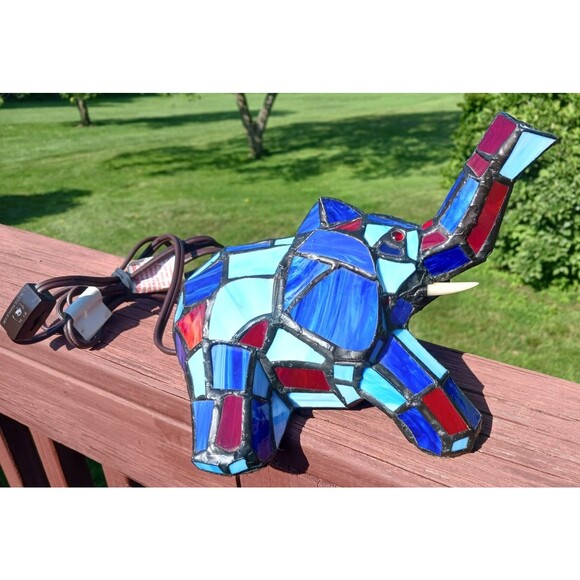 VTG Stained Glass Elephant Tiffany Style Desk Lamp Night Light Colorful WORKS !